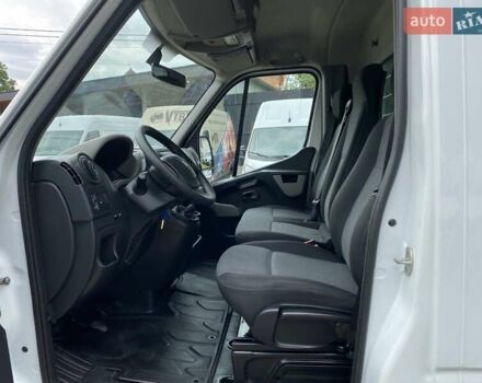 Белый Рено Мастер, объемом двигателя 2.3 л и пробегом 165 тыс. км за 18380 $, фото 33 на Automoto.ua