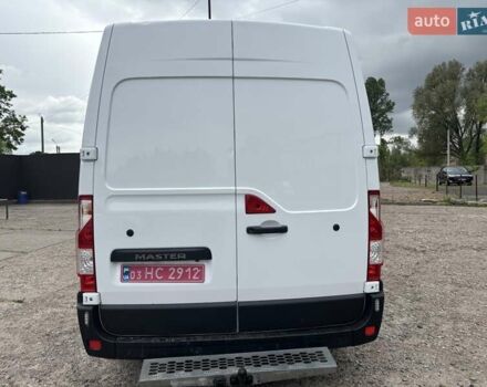 Белый Рено Мастер, объемом двигателя 2.3 л и пробегом 278 тыс. км за 16600 $, фото 4 на Automoto.ua