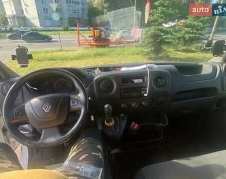 Белый Рено Мастер, объемом двигателя 2.3 л и пробегом 294 тыс. км за 17950 $, фото 13 на Automoto.ua