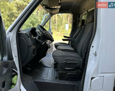 Белый Рено Мастер, объемом двигателя 2.3 л и пробегом 365 тыс. км за 22500 $, фото 66 на Automoto.ua