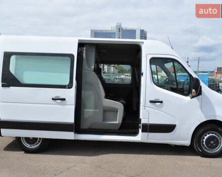 Рено Мастер 2018 в Киеве на Automoto.ua Белый Рено Мастер, объемом двигателя 2.3 л и пробегом 264 тыс. км за 22500 $, фото 21 на Automoto.ua