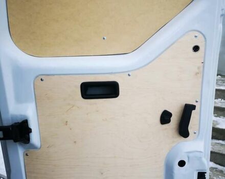 Белый Рено Мастер, объемом двигателя 2.3 л и пробегом 115 тыс. км за 18000 $, фото 14 на Automoto.ua