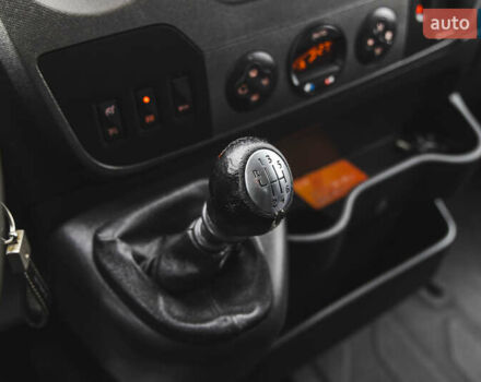 Рено Мастер 2018 в Луцке на Automoto.ua Белый Рено Мастер, объемом двигателя 2.3 л и пробегом 220 тыс. км за 19500 $, фото 25 на Automoto.ua