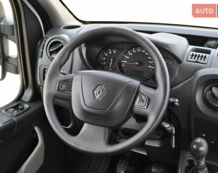 Рено Мастер 2018 в Киеве на Automoto.ua Белый Рено Мастер, объемом двигателя 2.3 л и пробегом 264 тыс. км за 22500 $, фото 27 на Automoto.ua