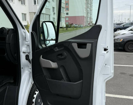 Белый Рено Мастер, объемом двигателя 2.3 л и пробегом 175 тыс. км за 16200 $, фото 7 на Automoto.ua