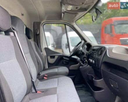 Белый Рено Мастер, объемом двигателя 2.3 л и пробегом 165 тыс. км за 18380 $, фото 31 на Automoto.ua