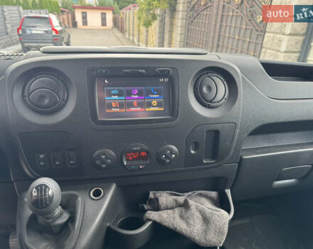 Белый Рено Мастер, объемом двигателя 2.3 л и пробегом 280 тыс. км за 17800 $, фото 18 на Automoto.ua