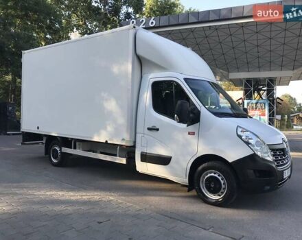Белый Рено Мастер, объемом двигателя 2.3 л и пробегом 174 тыс. км за 18600 $, фото 1 на Automoto.ua