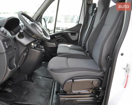 Рено Мастер 2018 в Киеве на Automoto.ua Белый Рено Мастер, объемом двигателя 2.3 л и пробегом 264 тыс. км за 22500 $, фото 44 на Automoto.ua