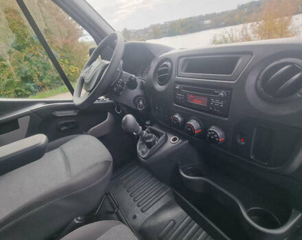 Рено Мастєр 2018 у Бердичеве на Automoto.ua Білий Рено Мастєр, об'ємом двигуна 2.3 л та пробігом 195 тис. км за 17500 $, фото 22 на Automoto.ua