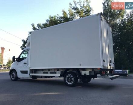 Белый Рено Мастер, объемом двигателя 2.3 л и пробегом 174 тыс. км за 18600 $, фото 6 на Automoto.ua