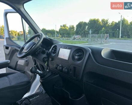 Белый Рено Мастер, объемом двигателя 0 л и пробегом 270 тыс. км за 14500 $, фото 53 на Automoto.ua