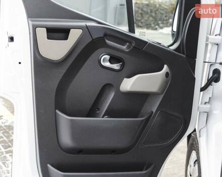 Рено Мастер 2018 в Луцке на Automoto.ua Белый Рено Мастер, объемом двигателя 2.3 л и пробегом 220 тыс. км за 19500 $, фото 15 на Automoto.ua