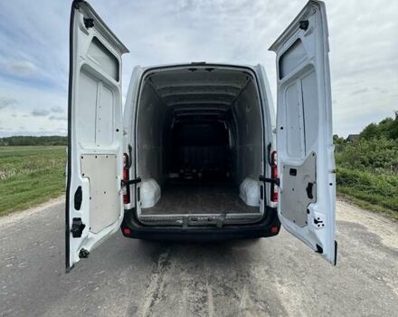 Белый Рено Мастер, объемом двигателя 2.3 л и пробегом 570 тыс. км за 12800 $, фото 9 на Automoto.ua