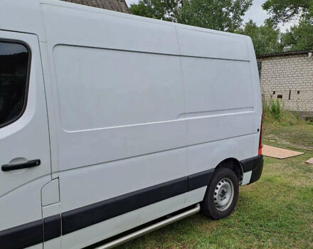 Белый Рено Мастер, объемом двигателя 2.3 л и пробегом 185 тыс. км за 17200 $, фото 3 на Automoto.ua