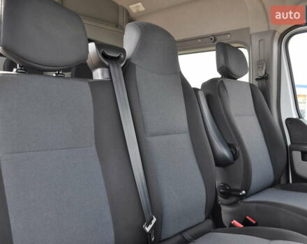 Рено Мастер 2018 в Киеве на Automoto.ua Белый Рено Мастер, объемом двигателя 2.3 л и пробегом 264 тыс. км за 22500 $, фото 35 на Automoto.ua