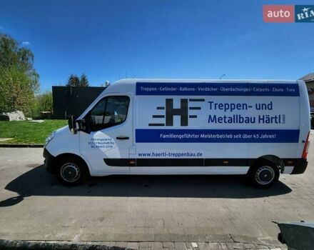 Белый Рено Мастер, объемом двигателя 2.3 л и пробегом 152 тыс. км за 17900 $, фото 1 на Automoto.ua