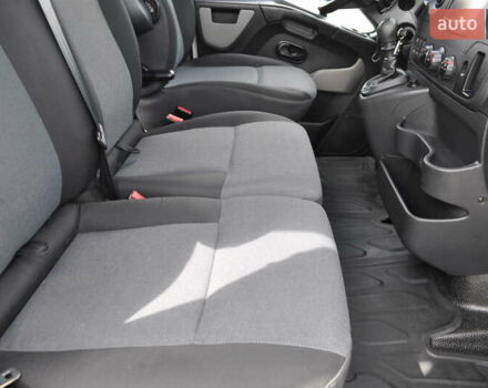 Рено Мастер 2018 в Киеве на Automoto.ua Белый Рено Мастер, объемом двигателя 2.3 л и пробегом 264 тыс. км за 22500 $, фото 36 на Automoto.ua