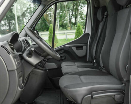 Білий Рено Мастєр, об'ємом двигуна 2.3 л та пробігом 265 тис. км за 17490 $, фото 19 на Automoto.ua