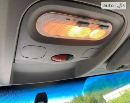 Белый Рено Мастер, объемом двигателя 2.3 л и пробегом 213 тыс. км за 16000 $, фото 17 на Automoto.ua