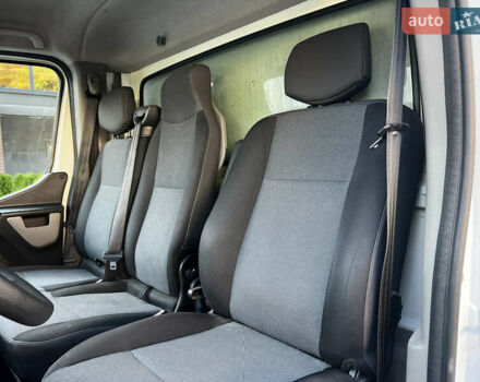 Белый Рено Мастер, объемом двигателя 2.3 л и пробегом 270 тыс. км за 21800 $, фото 41 на Automoto.ua