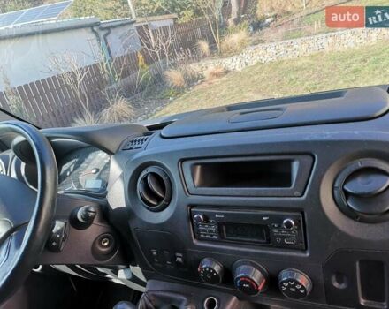 Белый Рено Мастер, объемом двигателя 2.3 л и пробегом 115 тыс. км за 18000 $, фото 6 на Automoto.ua