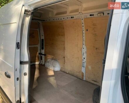 Белый Рено Мастер, объемом двигателя 2.3 л и пробегом 249 тыс. км за 16500 $, фото 3 на Automoto.ua