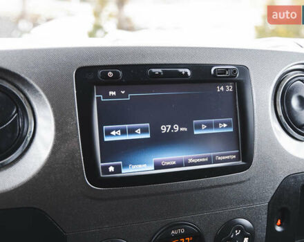 Рено Мастер 2018 в Луцке на Automoto.ua Белый Рено Мастер, объемом двигателя 2.3 л и пробегом 220 тыс. км за 19500 $, фото 23 на Automoto.ua