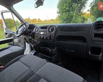 Белый Рено Мастер, объемом двигателя 2.3 л и пробегом 178 тыс. км за 17600 $, фото 22 на Automoto.ua