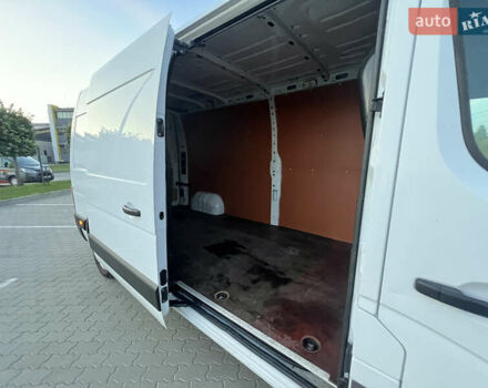 Білий Рено Мастєр, об'ємом двигуна 2.3 л та пробігом 257 тис. км за 17000 $, фото 28 на Automoto.ua