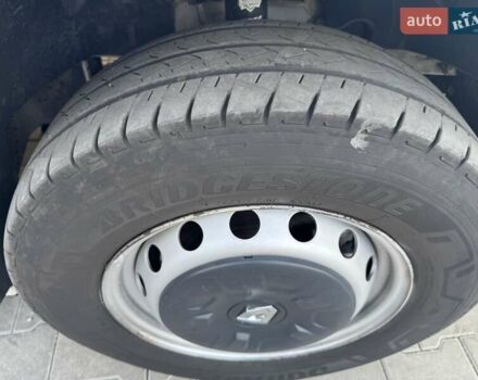 Белый Рено Мастер, объемом двигателя 2.3 л и пробегом 190 тыс. км за 17700 $, фото 22 на Automoto.ua
