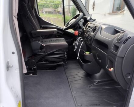 Белый Рено Мастер, объемом двигателя 2.3 л и пробегом 650 тыс. км за 16800 $, фото 17 на Automoto.ua