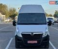 Белый Рено Мастер, объемом двигателя 0 л и пробегом 210 тыс. км за 18999 $, фото 3 на Automoto.ua