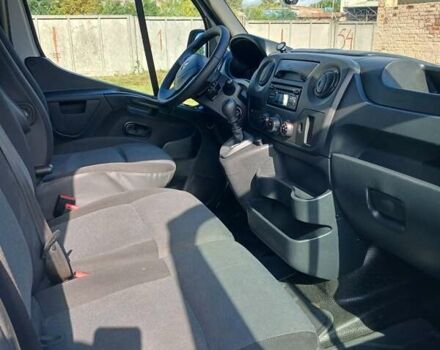 Белый Рено Мастер, объемом двигателя 2.3 л и пробегом 398 тыс. км за 15500 $, фото 4 на Automoto.ua