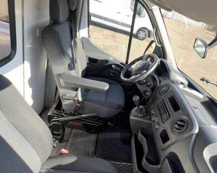 Белый Рено Мастер, объемом двигателя 2.3 л и пробегом 212 тыс. км за 13500 $, фото 1 на Automoto.ua
