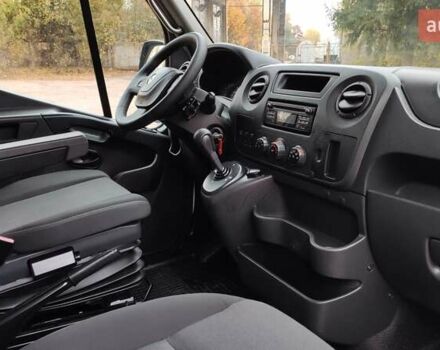 Рено Мастєр 2019 у Бердичеве на Automoto.ua Білий Рено Мастєр, об'ємом двигуна 2.3 л та пробігом 204 тис. км за 14970 $, фото 31 на Automoto.ua