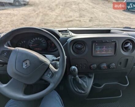 Белый Рено Мастер, объемом двигателя 2.3 л и пробегом 270 тыс. км за 14100 $, фото 18 на Automoto.ua