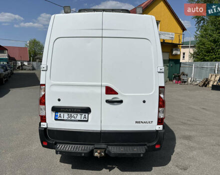 Белый Рено Мастер, объемом двигателя 2.3 л и пробегом 273 тыс. км за 19203 $, фото 5 на Automoto.ua