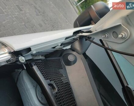 Білий Рено Мастєр, об'ємом двигуна 2.3 л та пробігом 220 тис. км за 16900 $, фото 62 на Automoto.ua