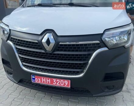 Белый Рено Мастер, объемом двигателя 2.3 л и пробегом 296 тыс. км за 17500 $, фото 1 на Automoto.ua