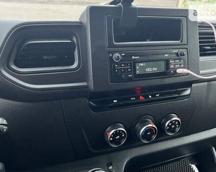 Білий Рено Мастєр, об'ємом двигуна 2.3 л та пробігом 340 тис. км за 20000 $, фото 17 на Automoto.ua