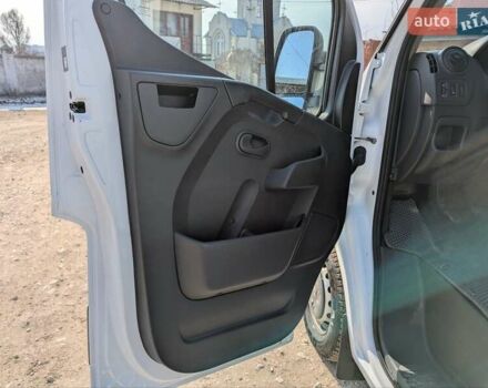 Белый Рено Мастер, объемом двигателя 2.3 л и пробегом 270 тыс. км за 14100 $, фото 14 на Automoto.ua