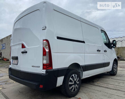 Белый Рено Мастер, объемом двигателя 2.3 л и пробегом 157 тыс. км за 16600 $, фото 5 на Automoto.ua