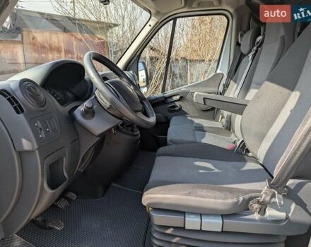 Белый Рено Мастер, объемом двигателя 2.3 л и пробегом 270 тыс. км за 14100 $, фото 16 на Automoto.ua