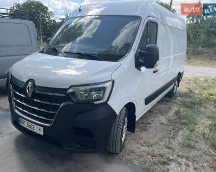Белый Рено Мастер, объемом двигателя 2.3 л и пробегом 275 тыс. км за 18000 $, фото 2 на Automoto.ua