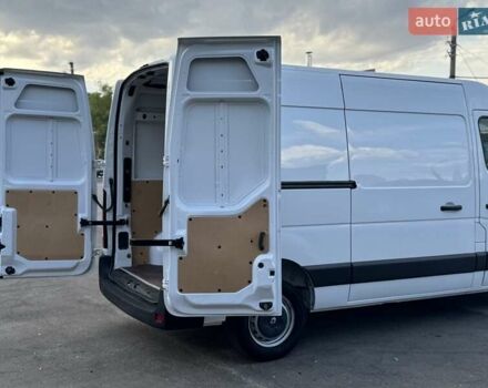 Белый Рено Мастер, объемом двигателя 2.3 л и пробегом 190 тыс. км за 17700 $, фото 45 на Automoto.ua