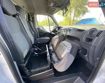 Белый Рено Мастер, объемом двигателя 2.3 л и пробегом 228 тыс. км за 18999 $, фото 33 на Automoto.ua