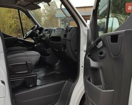 Рено Мастєр 2019 у Бердичеве на Automoto.ua Білий Рено Мастєр, об'ємом двигуна 2.3 л та пробігом 204 тис. км за 14970 $, фото 33 на Automoto.ua