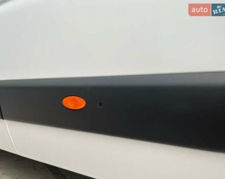 Рено Мастер 2019 в Кропивницком (Кировограде) на Automoto.ua Белый Рено Мастер, объемом двигателя 2.3 л и пробегом 355 тыс. км за 18299 $, фото 5 на Automoto.ua