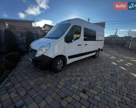 Белый Рено Мастер, объемом двигателя 2.3 л и пробегом 230 тыс. км за 17000 $, фото 1 на Automoto.ua